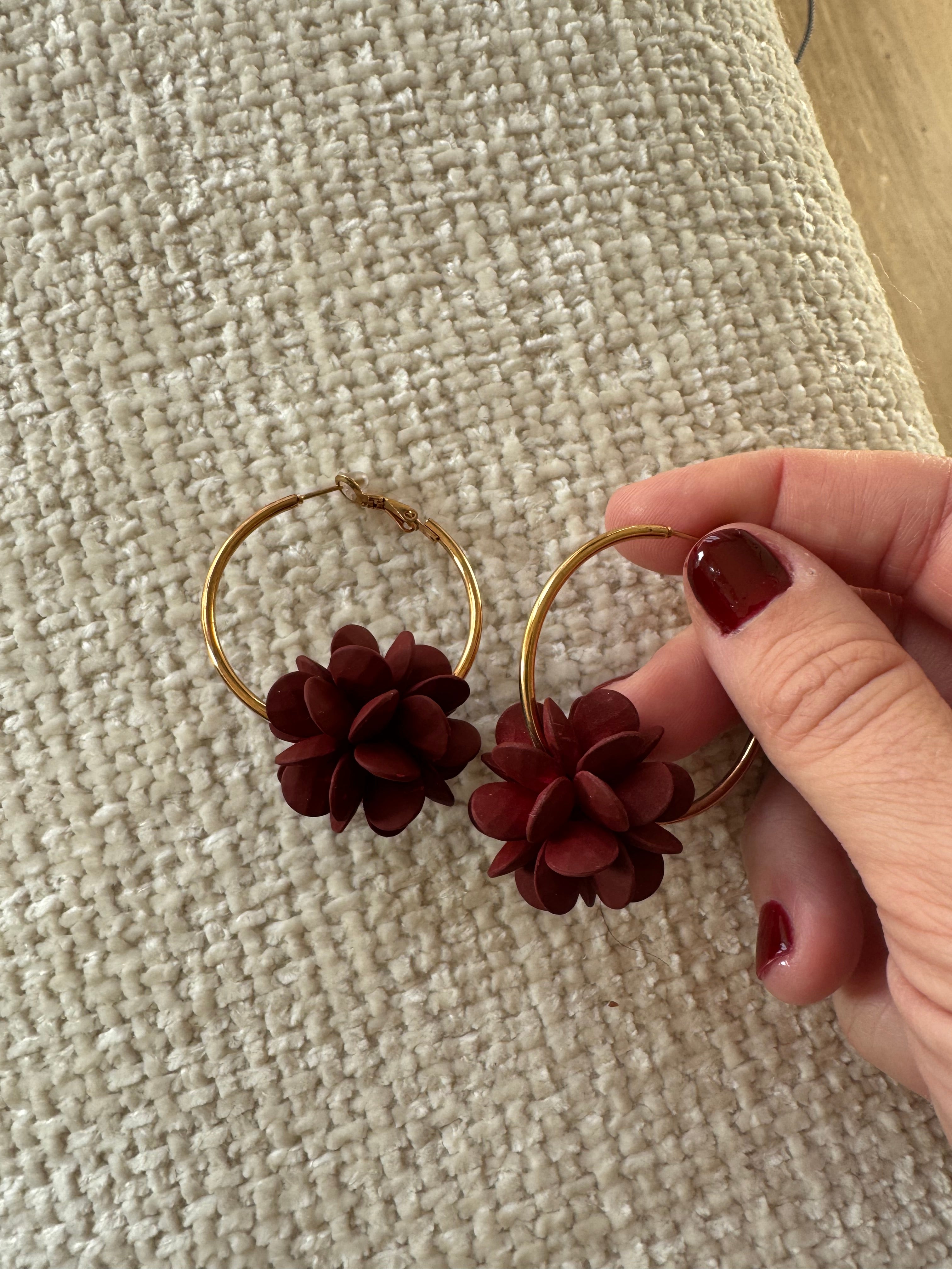 Pendientes flor vino