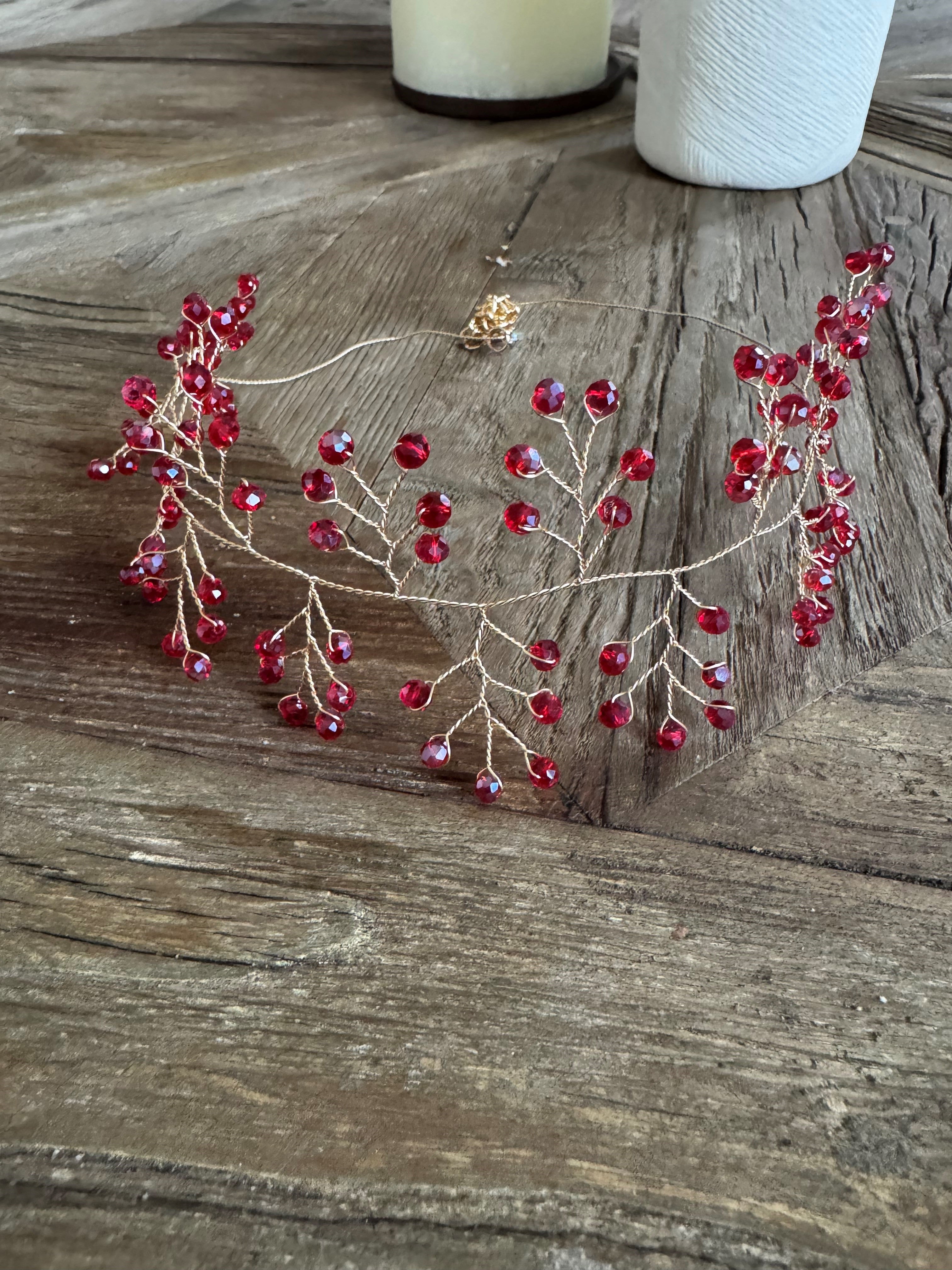 Gargantilla piedras granates