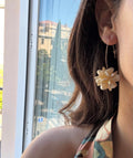 Pendientes flor blanca